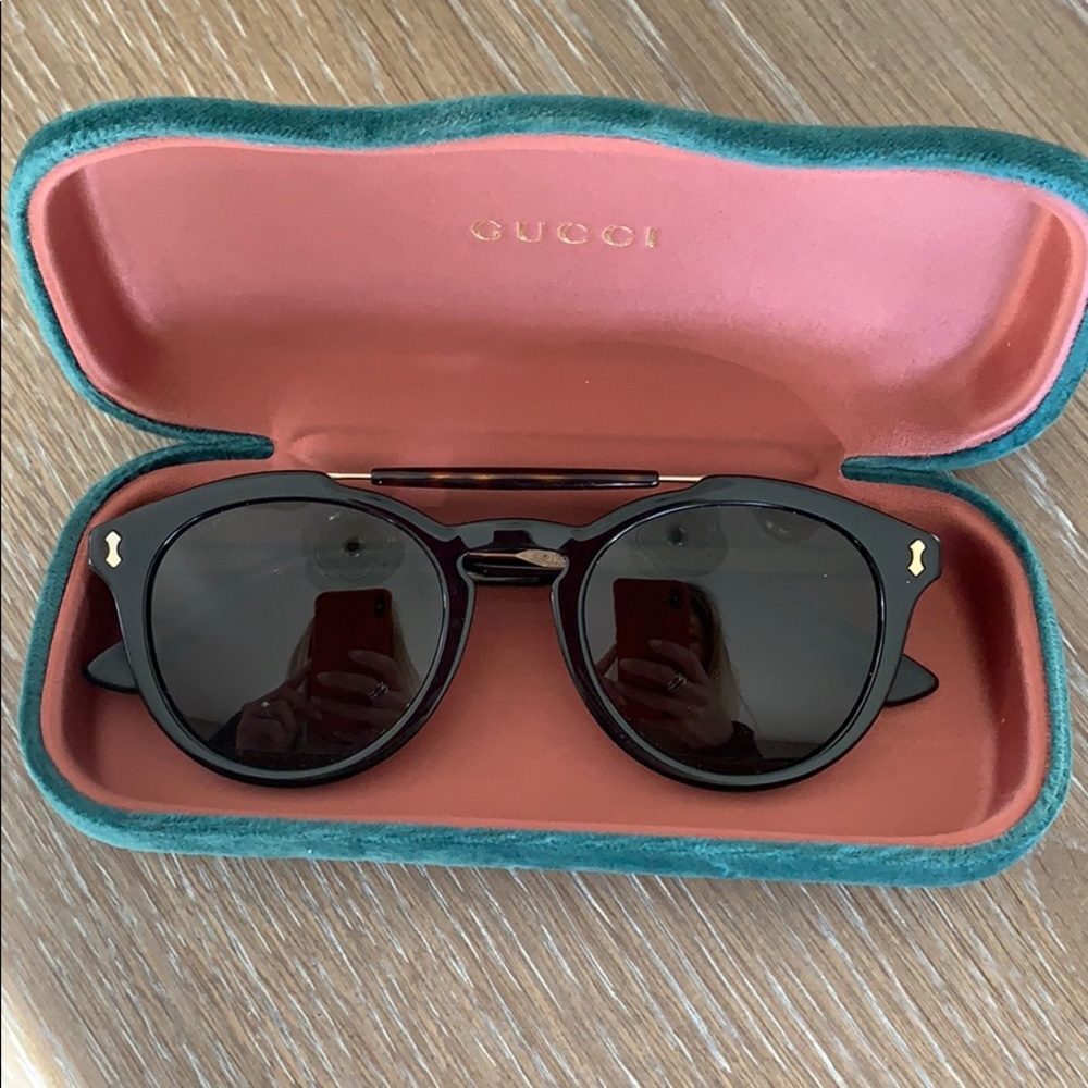 Gucci aviator sunglasses
